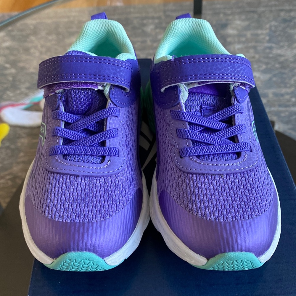 Girls SAUCONY shoes